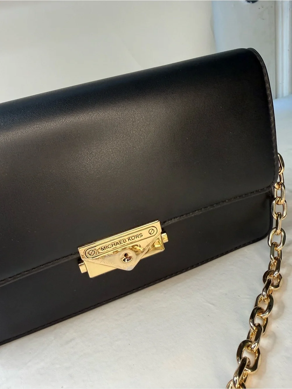 Michael Kors Black Leather Chain Crossbody| Timeless | Great Condition